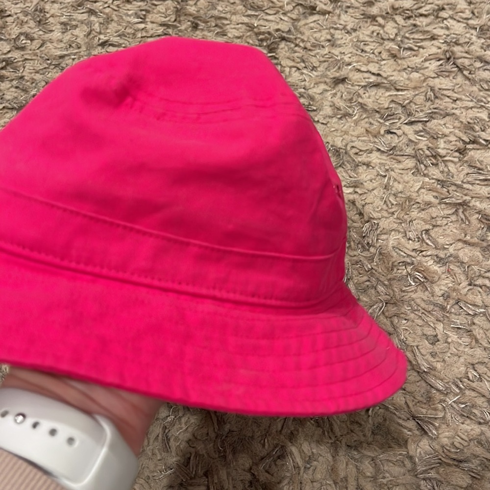 Carhartt Wip Script Bucket Hat Ruby Pink/Black Si… - image 6